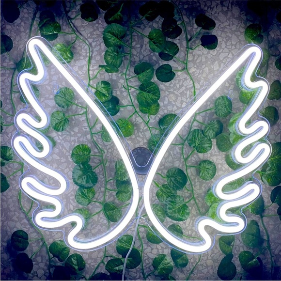 Victoria’s Secret Angel Wing Neon LED USB White Light Party Bedroom Dorm Decor - Picture 1 of 6